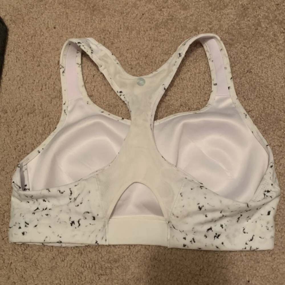 Sports bra - Picture 2 of 2